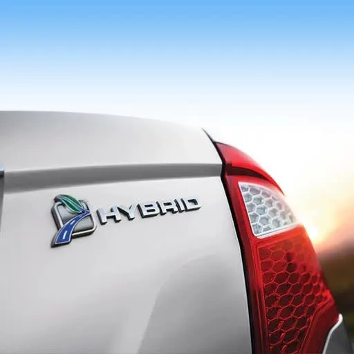 بررسی تخصصی روغن‌ موتور های SAE 0W-8 و 0 SAE W-12   و مزایای آن‌ها در خودروهای هیبریدی 